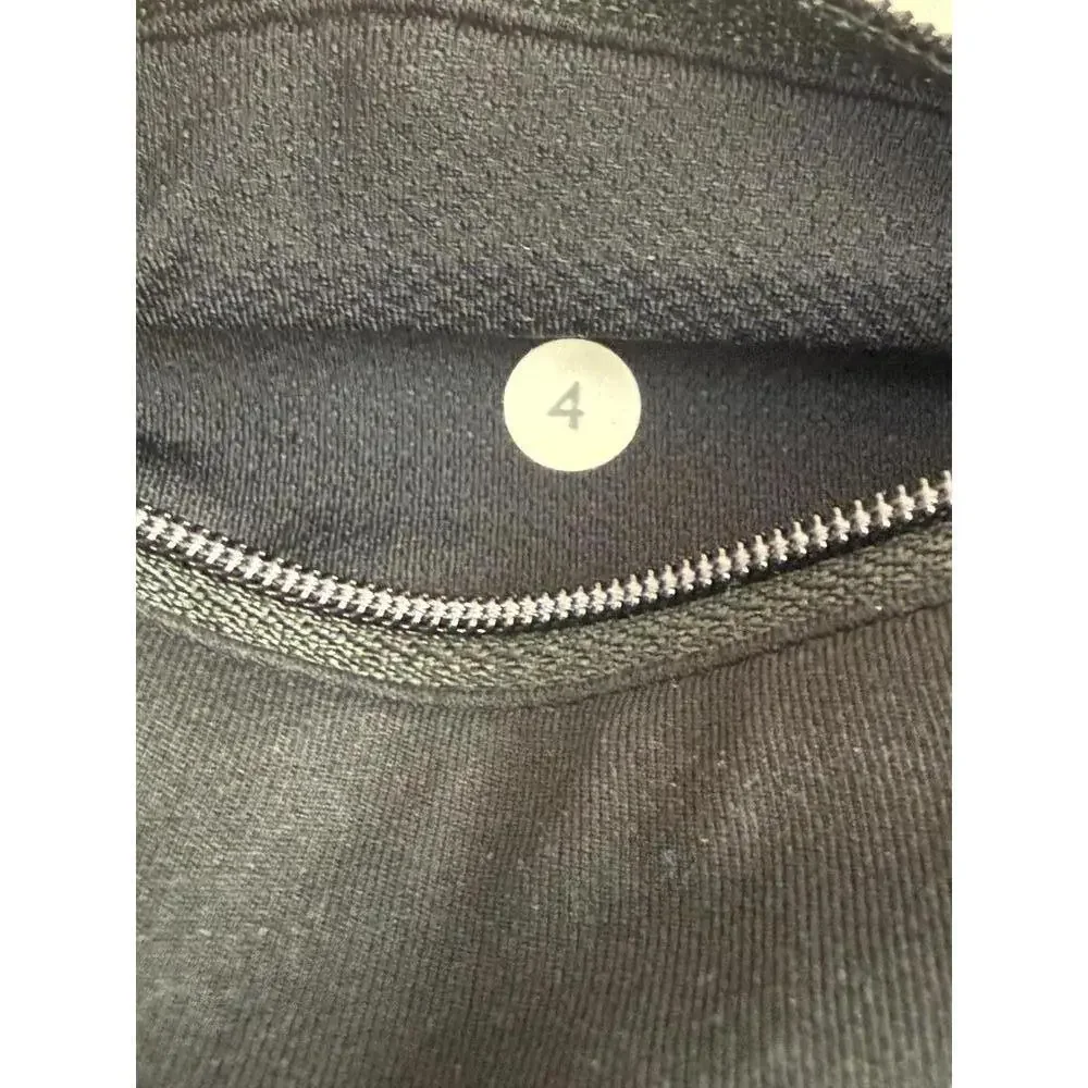 Lululemon Black Pace Queen Tight Full-On Luxtreme 7/8 Legging - Size - 4